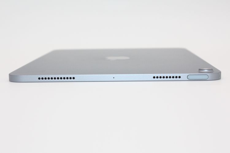 �������ò� iPad Air ��4���� 64GB Wi-Fi��ǥ� �������֥롼 B���