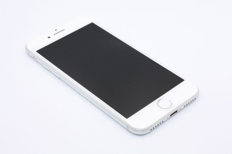 ���� �Хåƥ꡼�����ɹ�(96%) iPhone7 32GB SIM���å�����Ѥ� A���