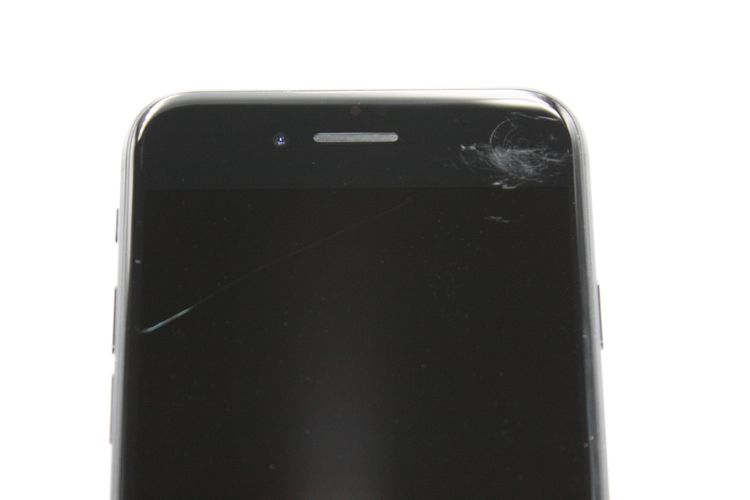 �������ò� iPhoneSE ��2���� 64GB �֥�å� SIM���å�����Ѥ� B���