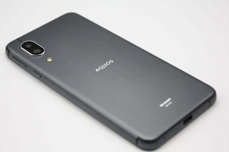 AQUOS sense3 SHV45 Black SIM���å�����Ѥ� B���