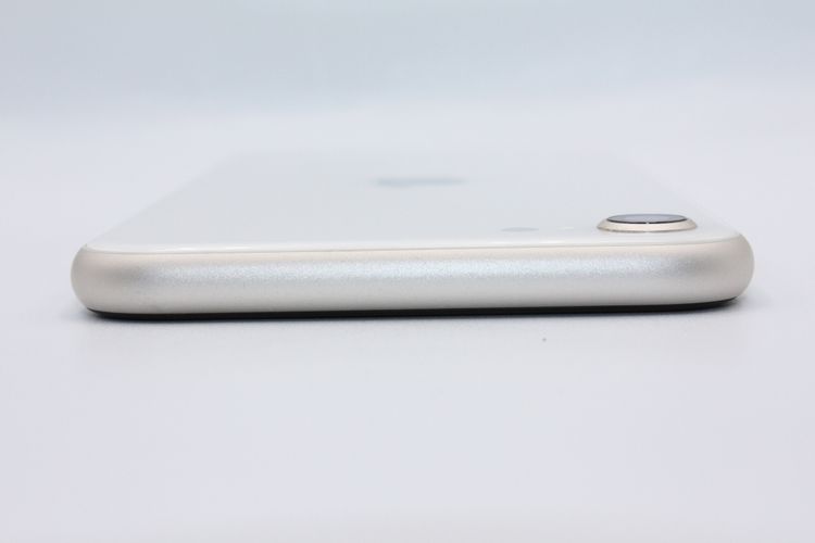 iPhoneSE ��3���� 64GB SIM�ե꡼ �������饤�� C���
