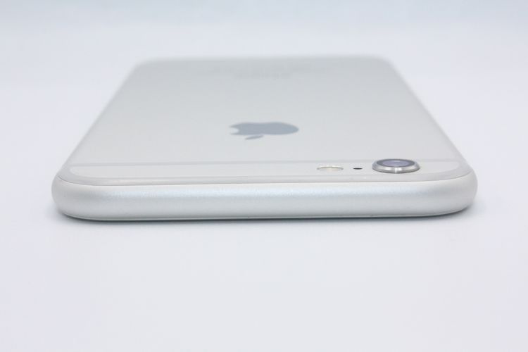 �������ò� �Хåƥ꡼�����ɹ�(100��) iPhone6 16GB ����С� au B���