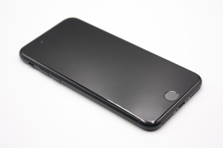 iPhoneSE ��3���� 64GB SIM�ե꡼ �ߥåɥʥ��� B���