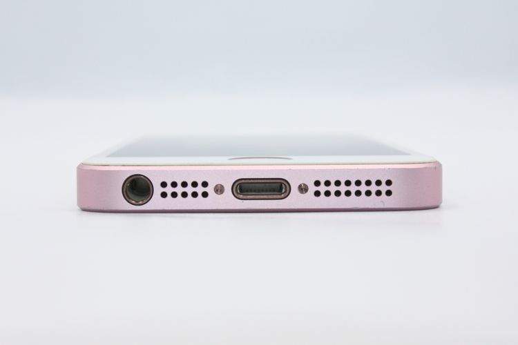 �������ò� iPhoneSE ��1���� 16GB SIM�ե꡼ ������������� C���