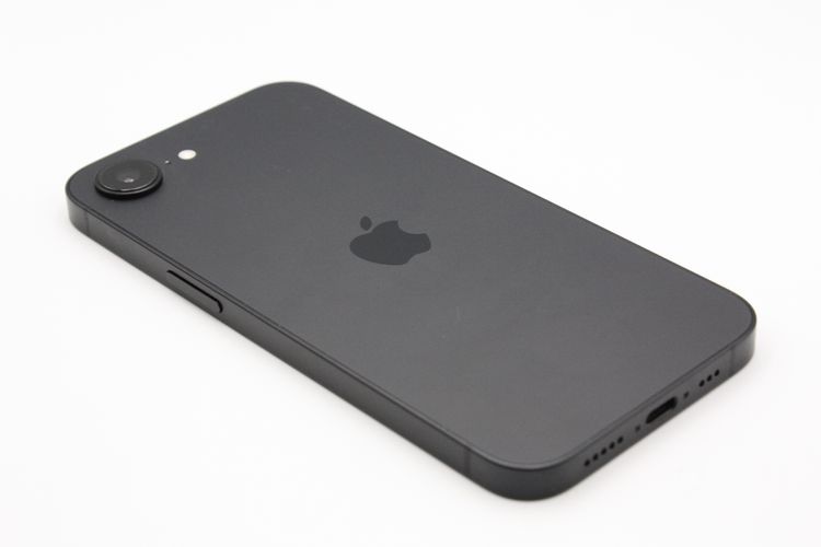 �������ò� �Хåƥ꡼�����ɹ�(100%) iPhone16e 128GB �֥�å� B���