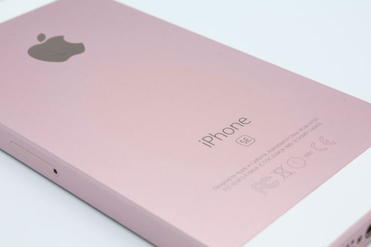 �������ò� iPhoneSE ��1���� 16GB SIM���å�����Ѥ� ������������� B���