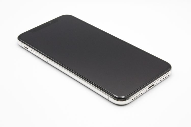 �Хåƥ꡼�����ɹ�(100%) iPhoneX 256GB SIM���å�����Ѥ� ����С� B���