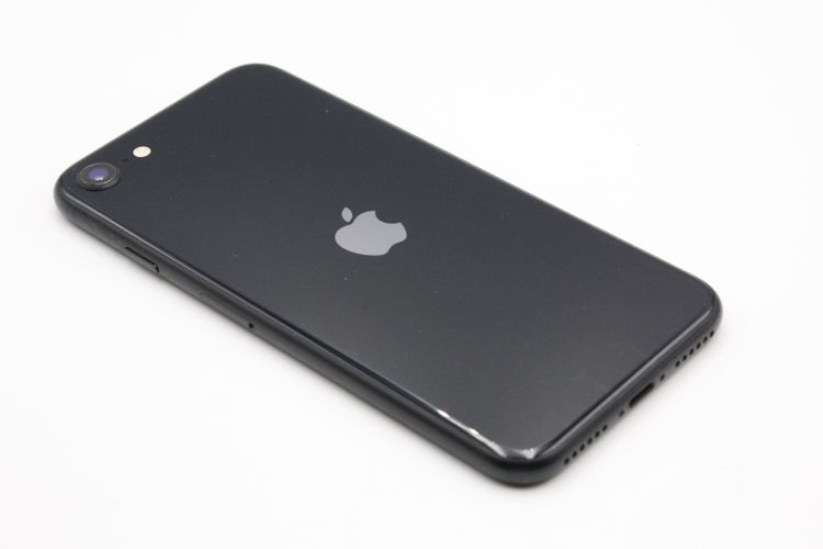 iPhoneSE ��3���� 64GB SIM�ե꡼ �ߥåɥʥ��� B���