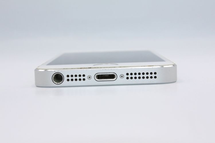 �������ò� iPhone5s 16GB au ����С� B���