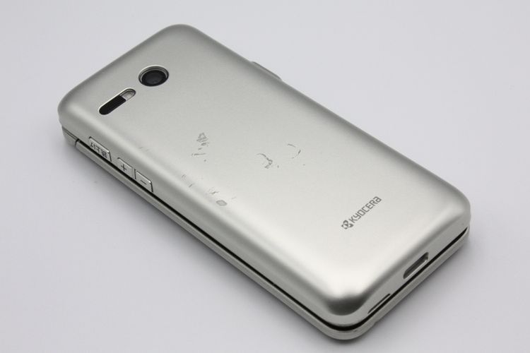 ���󤿤󥱡����� KYF41 �����ѥ󥴡���� SIM���å�����Ѥ� C���