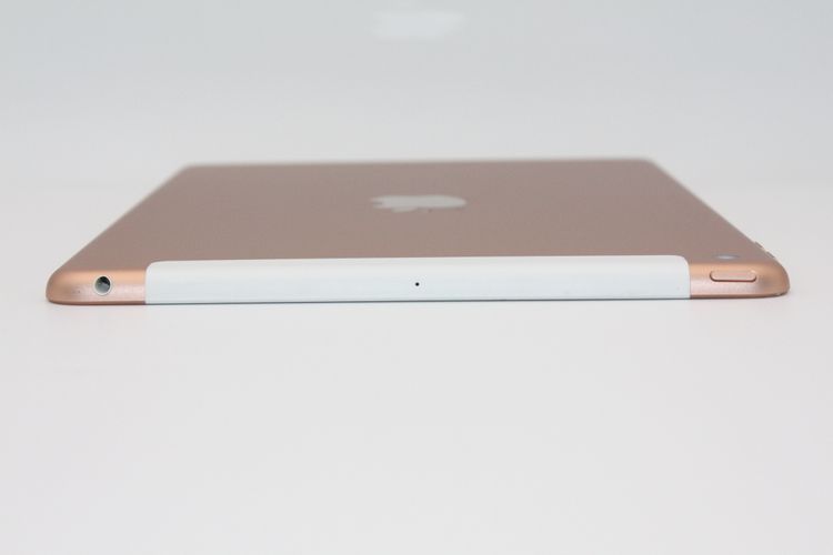 iPad ��6���� 32GB Wi-Fi+Cellular��ǥ� ������� C���