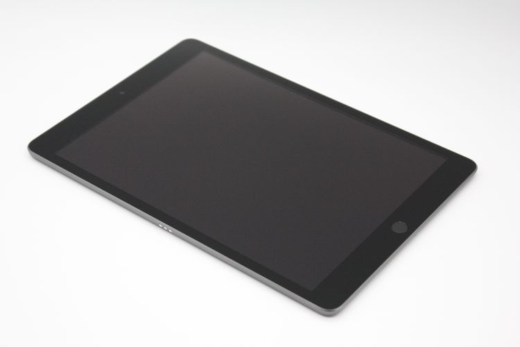 �������ò� iPad ��9���� 64GB Wi-Fi��ǥ� ���ڡ������쥤 B���
