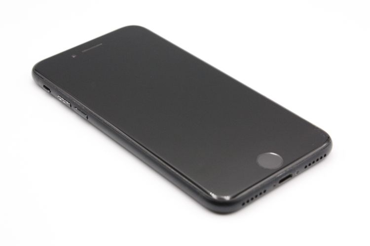 iPhoneSE ��3���� 64GB SIM�ե꡼ �ߥåɥʥ��� B���