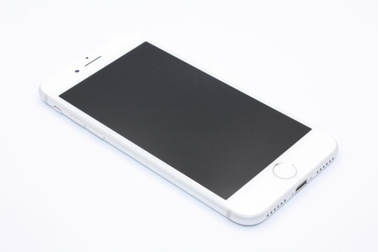  Хåƥ꡼ɹ(100) iPhone7 32GB SIMåѤ A