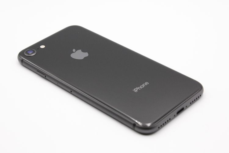 �������ò� iPhone8 64GB SIM���å�����Ѥ� ���ڡ������쥤 B���