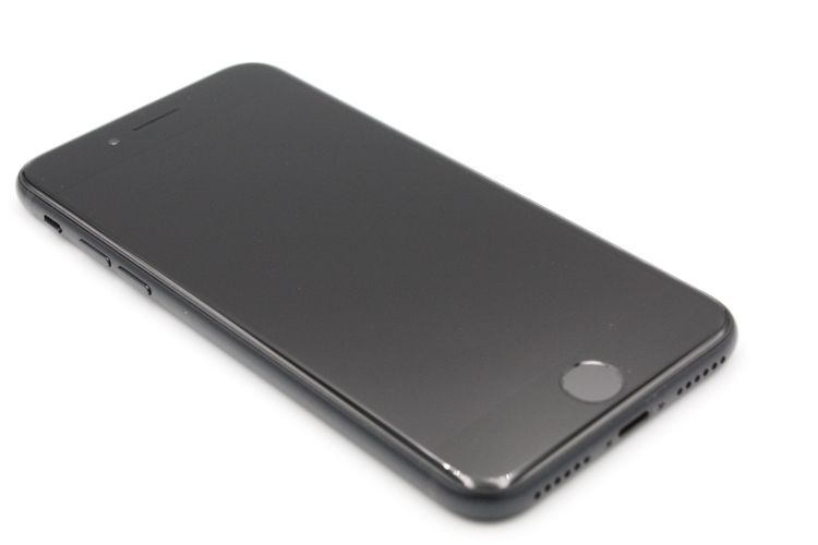 ���� �Хåƥ꡼�����ɹ�(98%) iPhone SE ��3���� 64GB