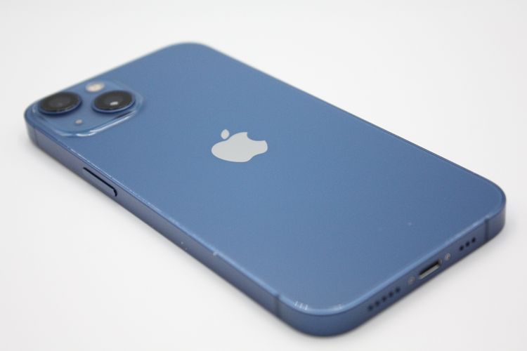 �Хåƥ꡼�����ɹ�(100��) iPhone13 128GB �֥롼 SIM�ե꡼