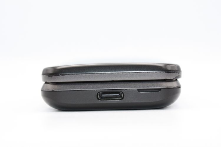 GRATINA KYF39 �֥�å� SIM���å�����Ѥ� B���