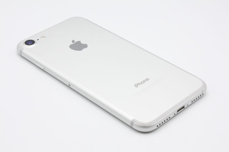 �Хåƥ꡼�����ɹ�(98%) iPhone7 32GB SIM���å�����Ѥ� ����С� B���