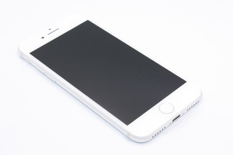 ̤ iPhone7 32GB SIMåѤ С SS