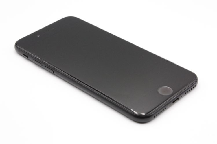 iPhoneSE ��2���� 64GB �֥�å� SIM���å�����Ѥ� C���