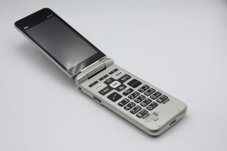 ���󤿤󥱡����� KYF41 �����ѥ󥴡���� SIM���å�����Ѥ� B���