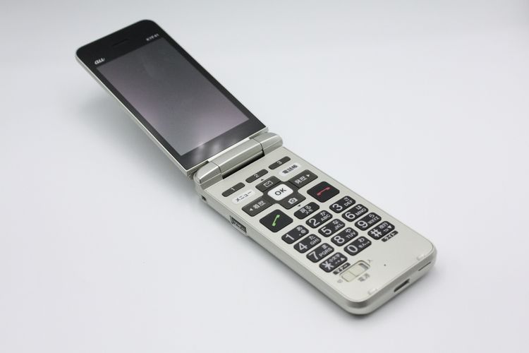 ���󤿤󥱡����� KYF41 �����ѥ󥴡���� SIM���å�����Ѥ� B���