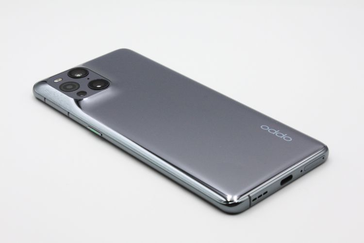 ���� �������ò� OPPO Find X3 Pro OPG03 SIM���å�����Ѥ� A���