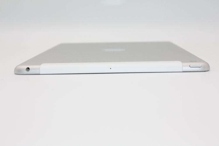 iPad ��9���� 64GB Wi-Fi + Cellular��ǥ� ����С� B���