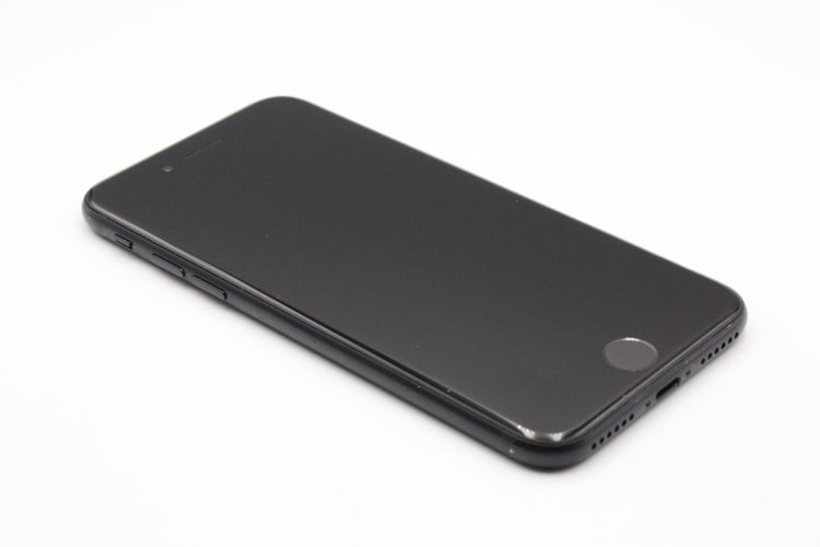 iPhoneSE ��3���� 64GB SIM�ե꡼ �ߥåɥʥ��� C���