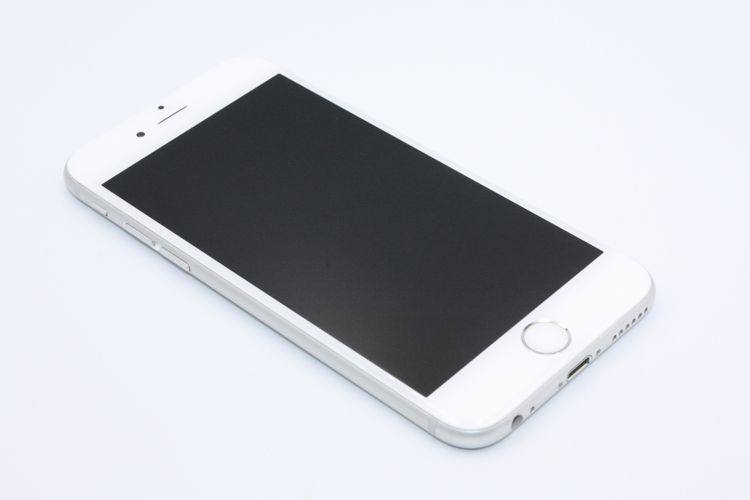 Хåƥ꡼ɹ(100%) iPhone6s 32GB SIMե꡼ С B