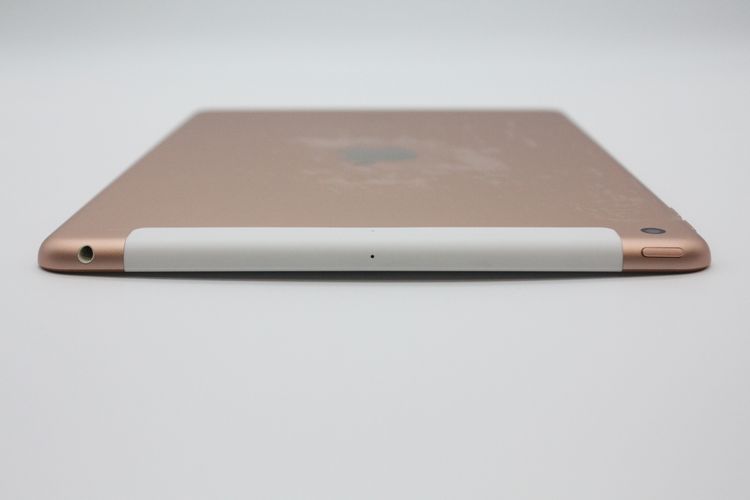 �ò� iPad ��6���� Wi-Fi + Cellular 32GB ������� B���