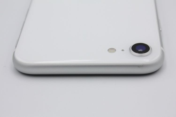 ���� �Хåƥ꡼�����ɹ�(95%) iPhoneSE ��2���� 64GB