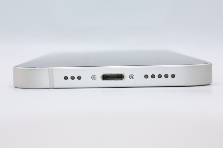 iPhone12 64GB �ۥ磻�� SIM���å�����Ѥ� B���
