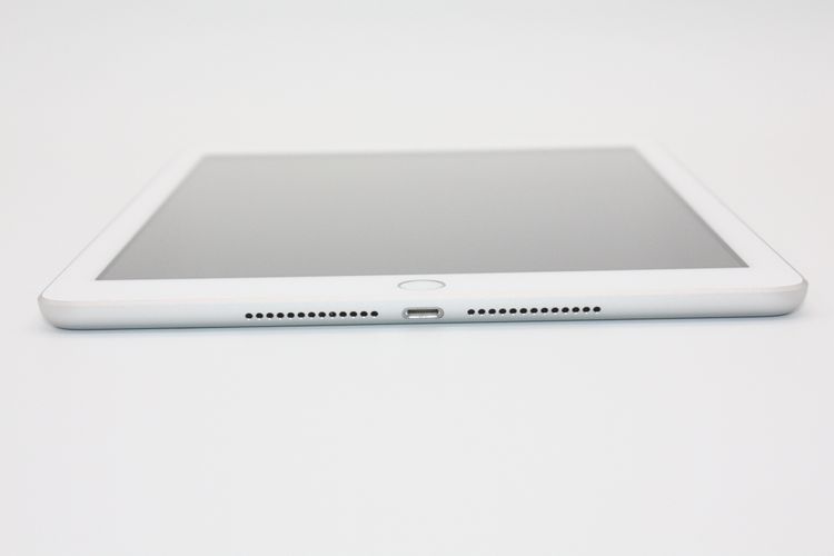 ���� iPad��6���� 32GB Wi-Fi+Cellular��ǥ� SIM���å�����Ѥ� A���