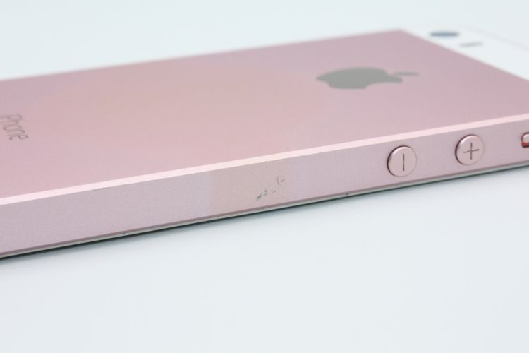 �������ò� �Хåƥ꡼�����ɹ�(100%) iPhoneSE ��1���� 16GB B���