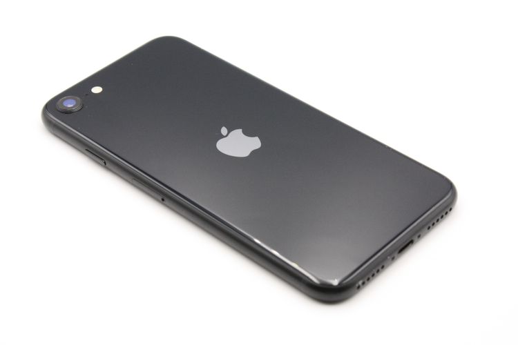 iPhoneSE ��3���� 64GB SIM�ե꡼ �ߥåɥʥ��� B���