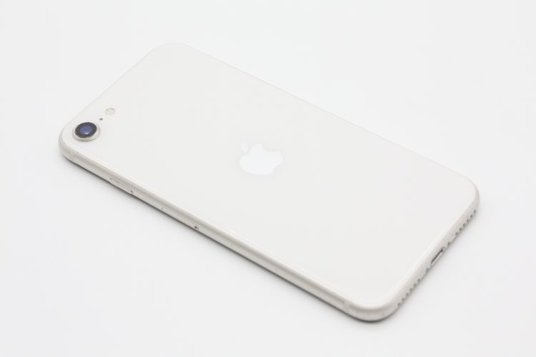 �������ò� iPhoneSE ��3���� 64GB SIM�ե꡼ �������饤�� �������