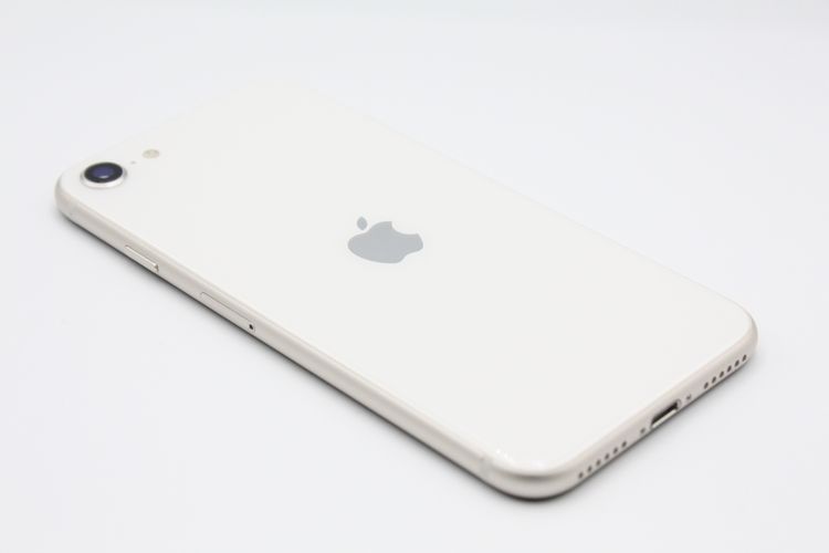 �Хåƥ꡼�����ɹ�(100��) iPhoneSE ��3���� 64GB �������饤�� B���