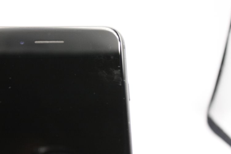 �Хåƥ꡼�����ɹ�(100%) iPhone8Plus 64GB SIM���å�����Ѥ�