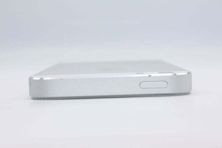 �������ò� iPhone5s 16GB au ����С� B���