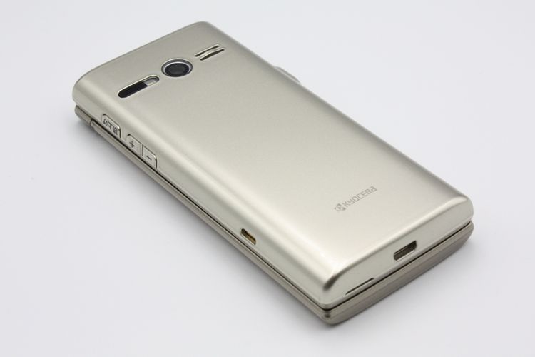 ���󤿤󥱡����� KYF36 �����ѥ󥴡���� SIM���å�����Ѥ�