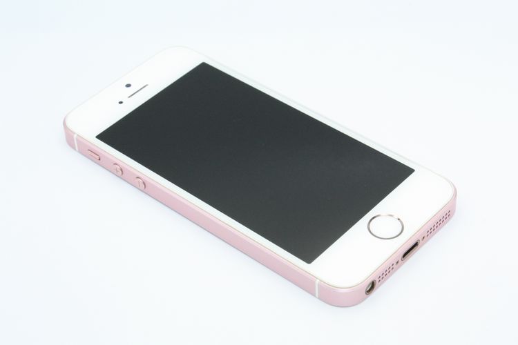 �Хåƥ꡼�����ɹ�(100��) iPhone SE 32GB SIM���å�����Ѥ� C���