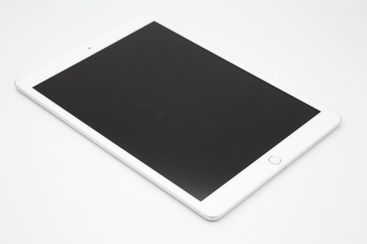 iPad ��8���� 128GB Wi-Fi+Cellular��ǥ� ����С� C���