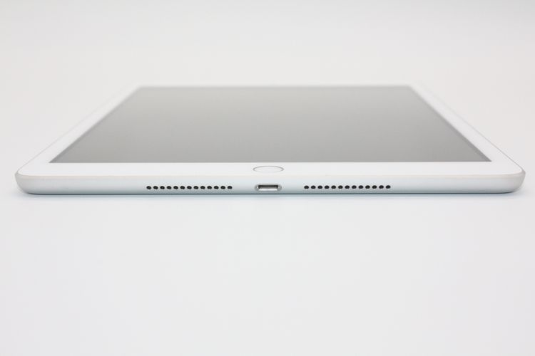 iPad ��7���� Wi-Fi+Cellular 32GB SIM�ե꡼ ����С� B���