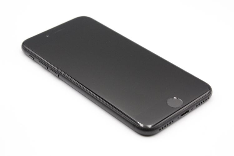 iPhone7 32GB SIM���å�����Ѥ� �֥�å� C���