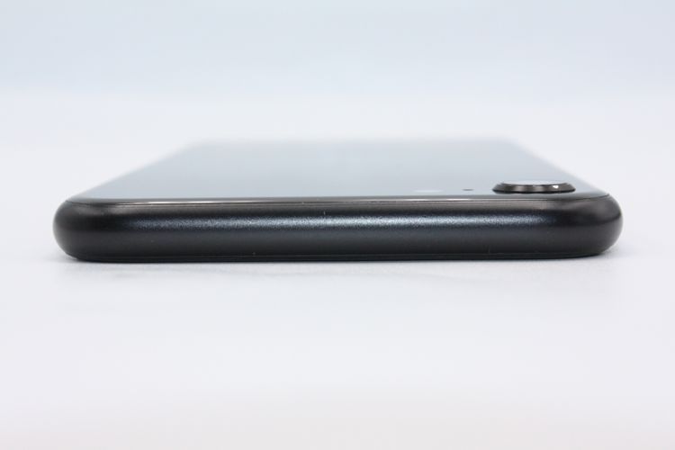 iPhoneSE ��2���� 64GB �֥�å� SIM���å�����Ѥ� C���