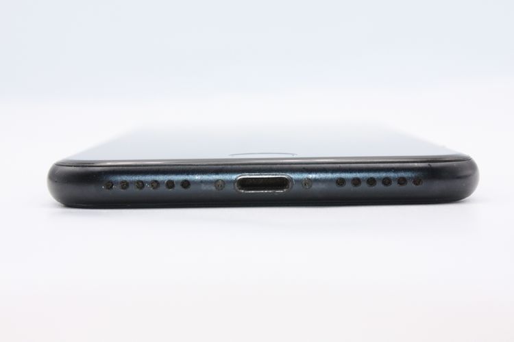 ��°�ʴ��� iPhoneSE ��3���� 64GB SIM�ե꡼ �ߥåɥʥ��� B���