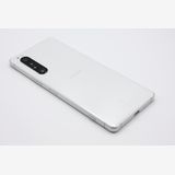 Xperia 1 II SOG01 �ۥ磻�� SIM���å�����Ѥ� B���
