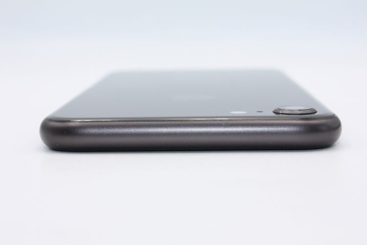 �������ò� iPhone8 64GB SIM���å�����Ѥ� ���ڡ������쥤 C���